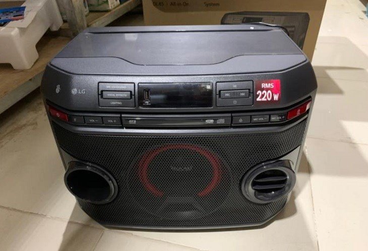Bật chế độ ghép nối Bluetooth trên loa để kết nối tivi