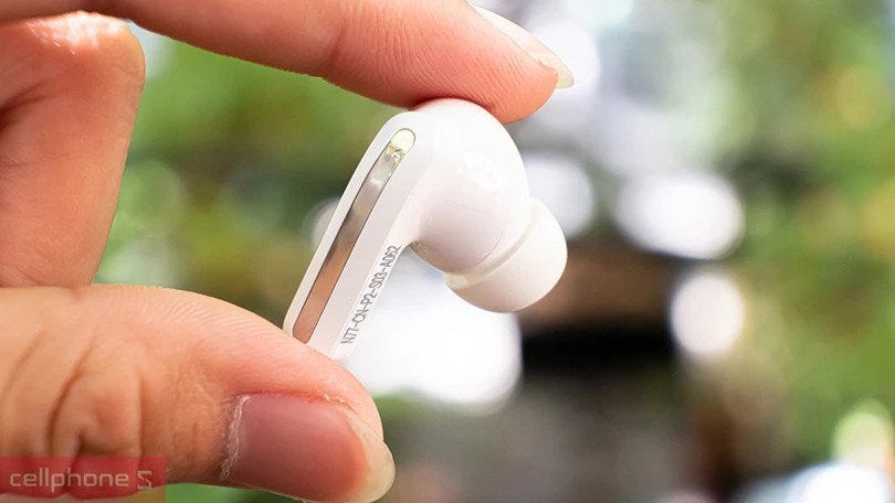 Chuẩn kháng nước IP54 trên tai nghe Xiaomi Buds 5