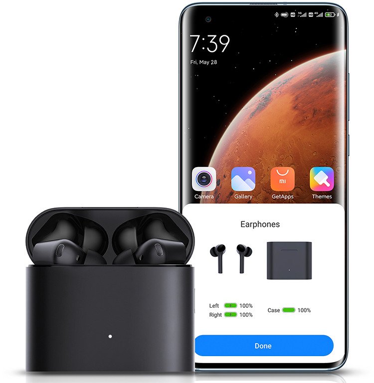 Dock sạc của tai nghe Xiaomi Air 2 Pro đang mở nắp, hiển thị đèn báo trạng thái pin