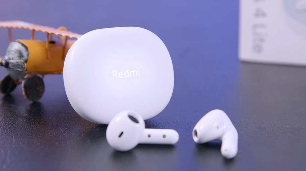 Driver 12mm trên tai nghe Redmi Buds 4 Lite mang lại chất âm rõ ràng