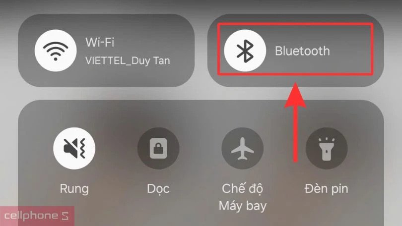 Hướng dẫn kích hoạt Bluetooth trên điện thoại để kết nối tai nghe không dây.