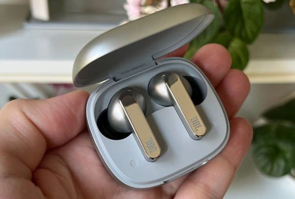 Tai Nghe True Wireless Chống Ồn JBL Live Pro 2