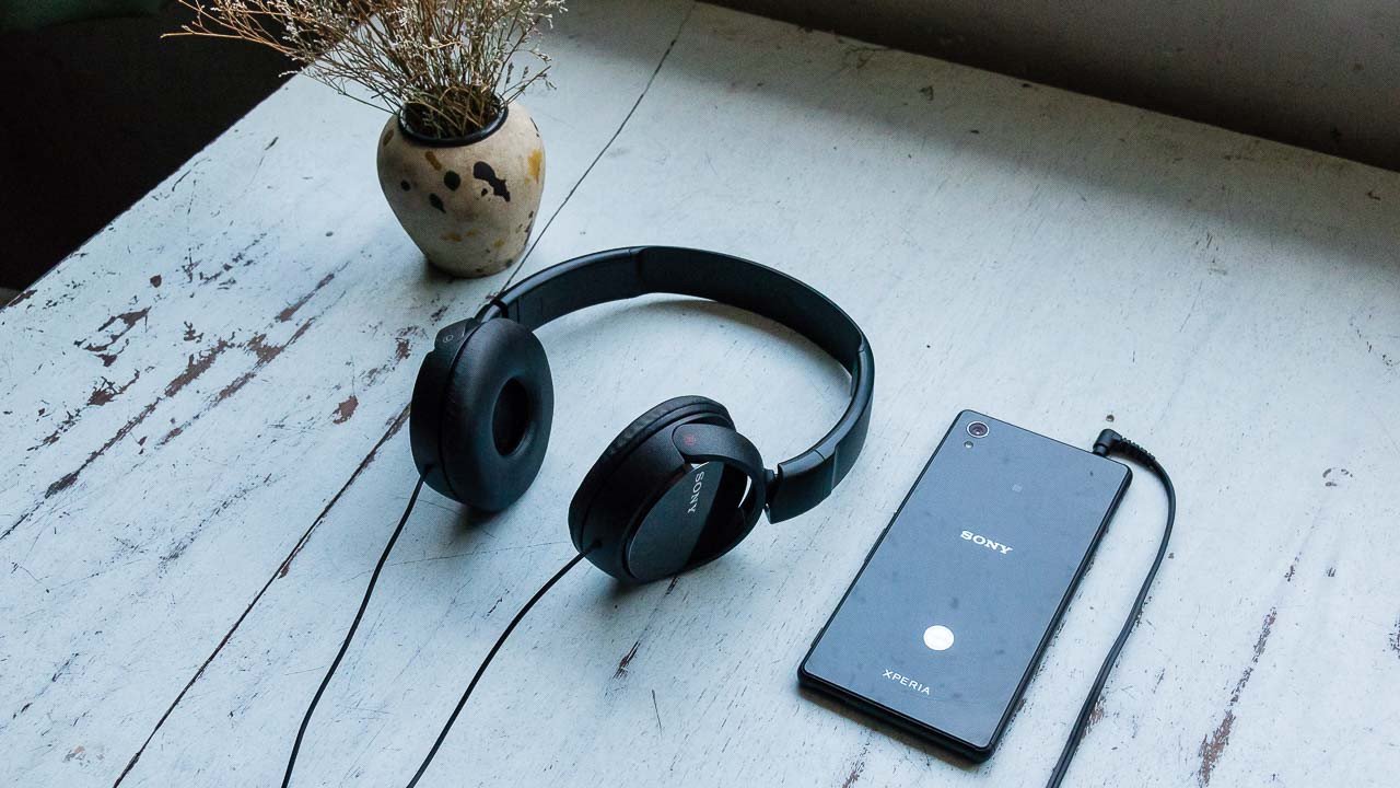 Kiểm tra kết nối và chức năng micro tai nghe Bluetooth trên nhiều thiết bị