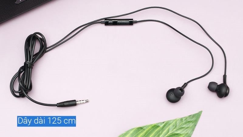 Lựa chọn tai nghe có dây với chiều dài cáp và giắc cắm phù hợp
