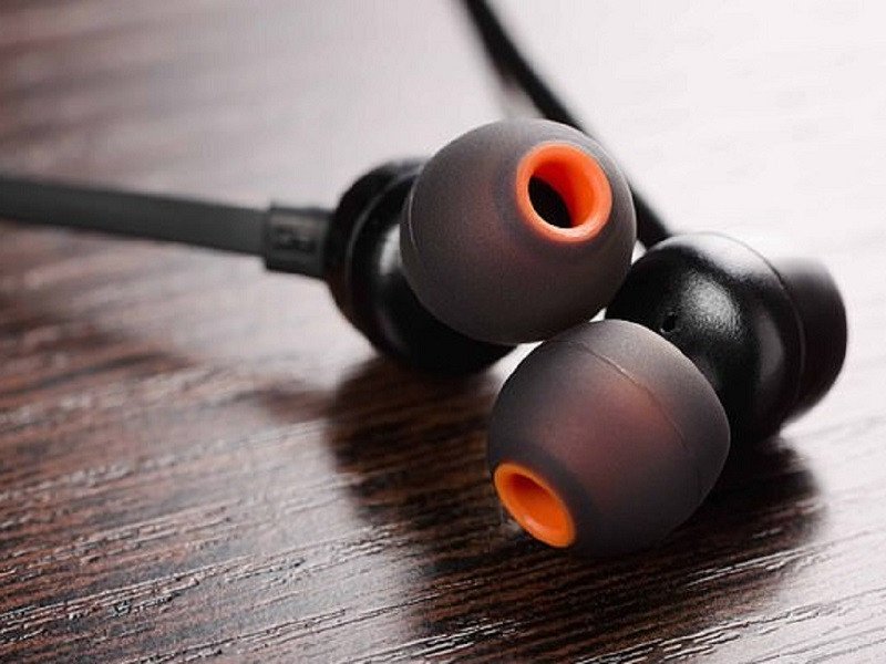 Mô phỏng cấu trúc tai bị tổn thương do nghe âm thanh lớn từ tai nghe