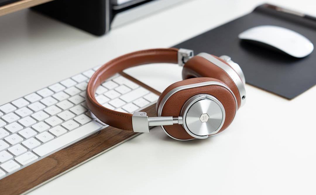 Quy trình vệ sinh toàn diện tai nghe bluetooth chụp tai (Headphone)