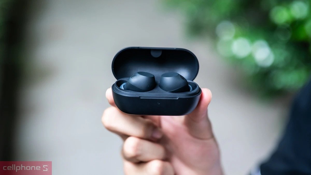 Tai nghe over-ear Sony WH-1000XM