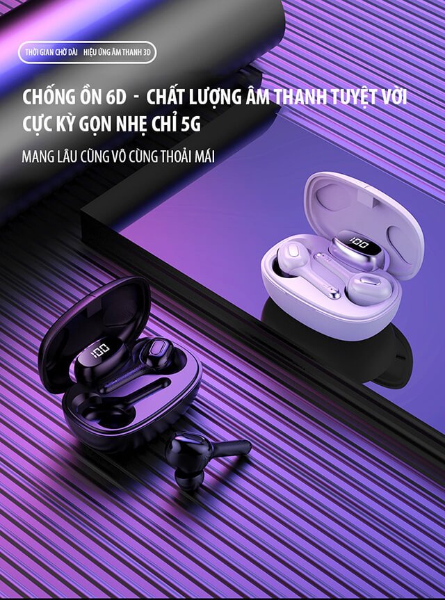 Tai nghe phiên dịch T9S màu trắng đang được sạc trong hộp sạc, thể hiện tính năng đa năng và sự tiện lợi khi sử dụng hàng ngày