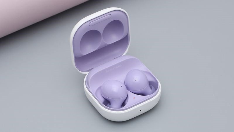 Tai nghe Samsung Galaxy Buds màu tím thời trang, nổi bật với thiết kế hiện đại