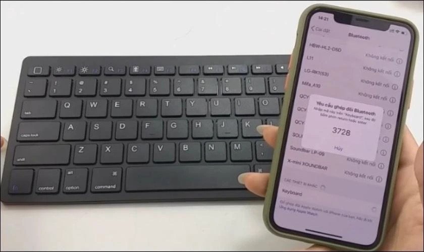 Tìm và ghép nối bàn phím Bluetooth với smartphone