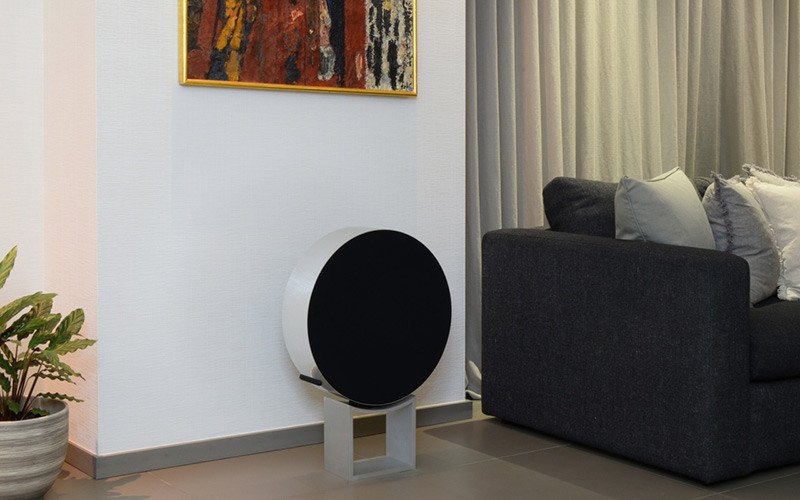 B&amp;O Beosound EDGE – loa bluetooth cao cấp với thiết kế tối giản