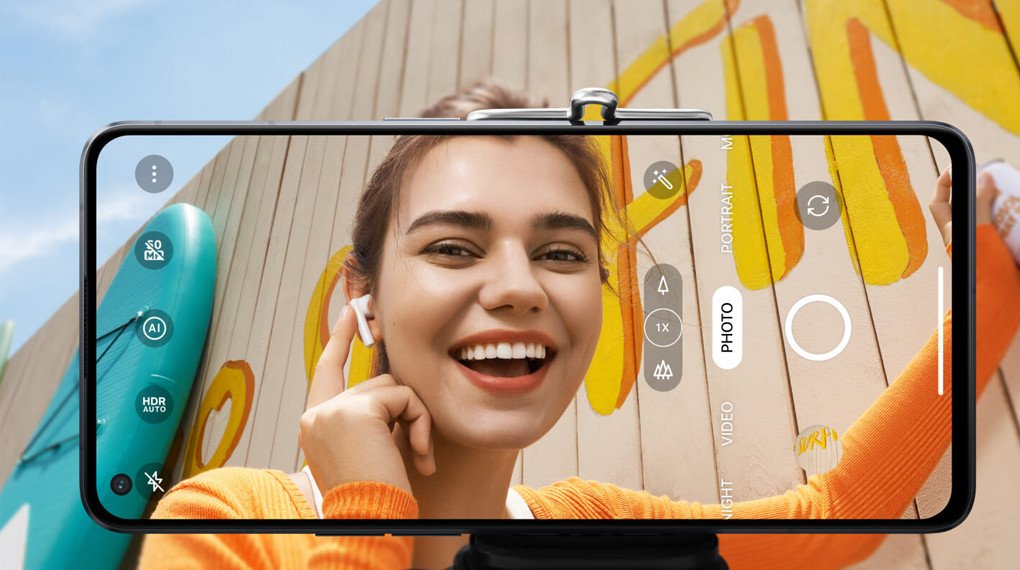 Cảm ứng chạm trên tai nghe OPPO Enco Buds 2 cho phép tùy chỉnh