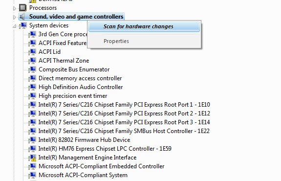 Chọn "Scan for hardware changes" để quét và cài đặt lại driver