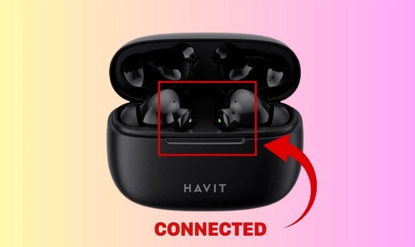 Đèn LED trên tai nghe Havit TW 967 nhấp nháy báo hiệu trạng thái sẵn sàng kết nối