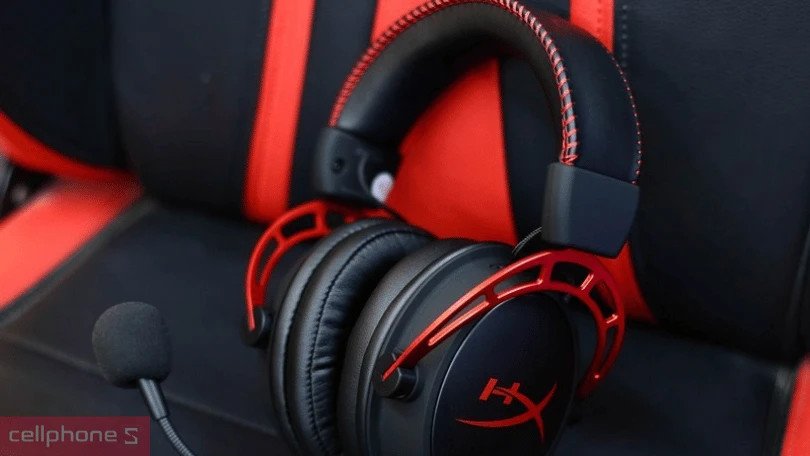 Giá tai nghe HyperX bao nhiêu tiền