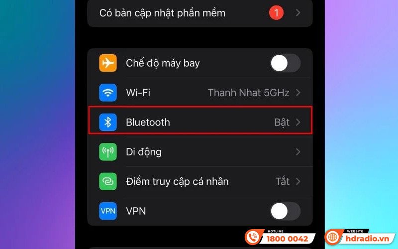 Giao diện cài đặt Bluetooth trên iPhone, bước đầu để kết nối hai loa Bluetooth.