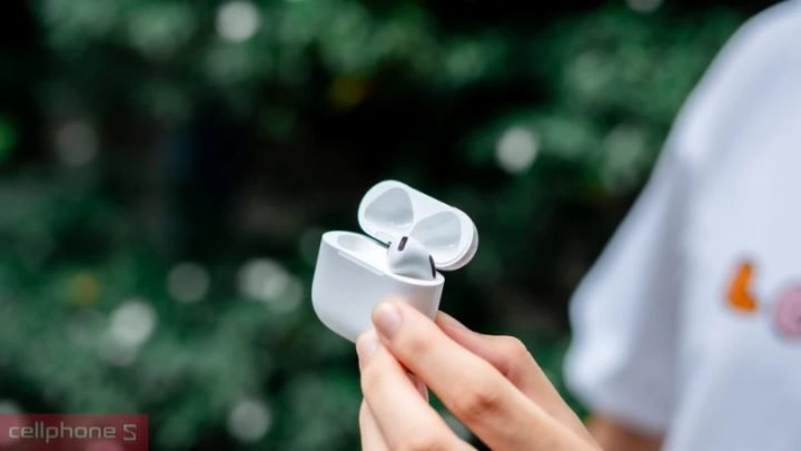 Hình ảnh minh họa tai nghe không dây True Wireless, khái niệm thiết bị âm thanh không dây tiện lợi