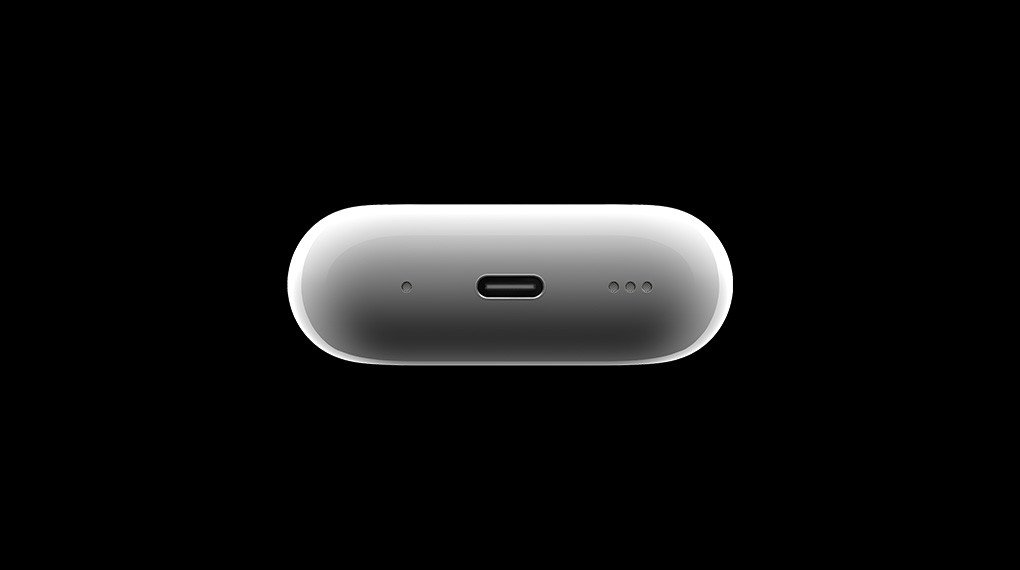 Hộp sạc AirPods Pro Gen 2 tích hợp loa và khoen móc tiện lợi