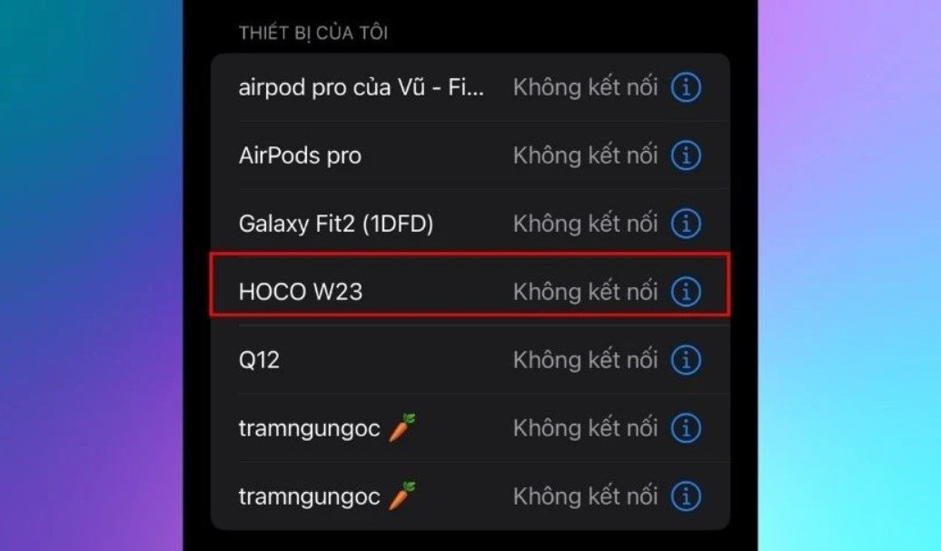 iPhone đã kết nối thành công với hai loa Bluetooth, sẵn sàng để phát nhạc đa loa.
