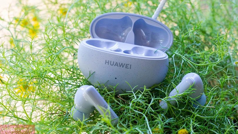 Khả năng kháng nước và bụi chuẩn IP54 của tai nghe Huawei Freebuds 5i, thích hợp cho mọi hoạt động.