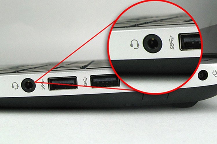 Kiểm tra các cổng âm thanh 3.5mm trên thùng CPU hoặc laptop trước khi cắm dây tai nghe