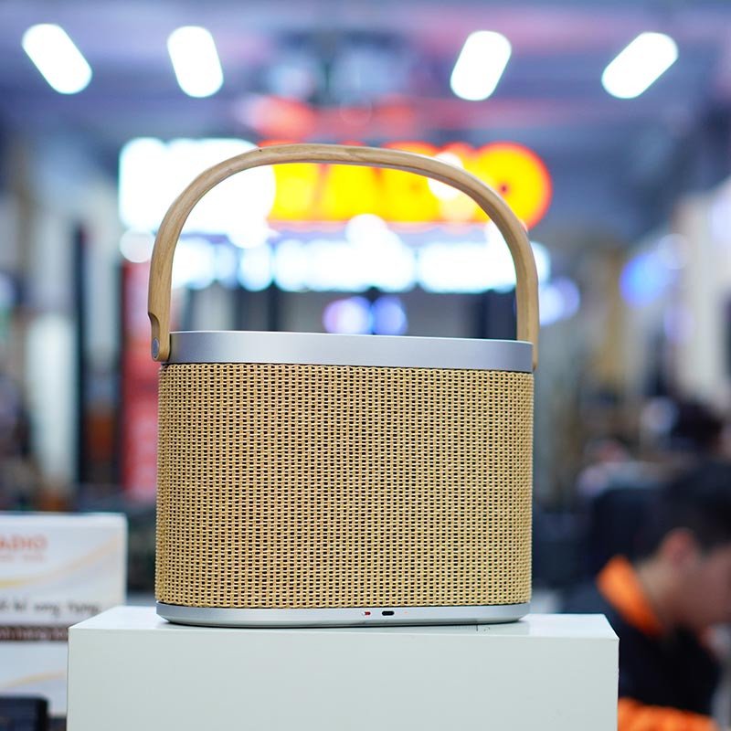 Loa bluetooth cao cấp B&amp;O Beosound A5 màu Nordic Weave