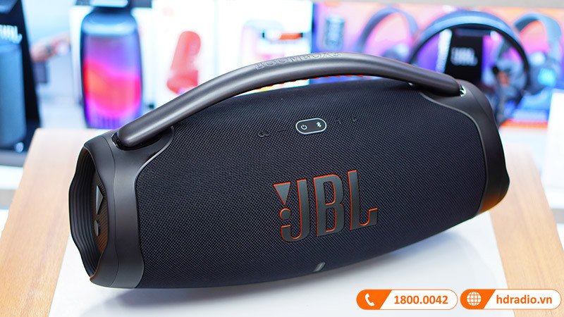 Loa JBL Boombox 3 với tay cầm chắc chắn và thiết kế bền bỉ