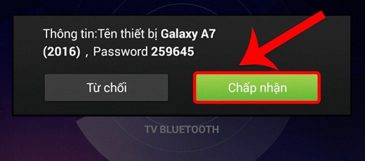 Màn hình tivi TCL chấp nhận yêu cầu kết nối Bluetooth từ điện thoại