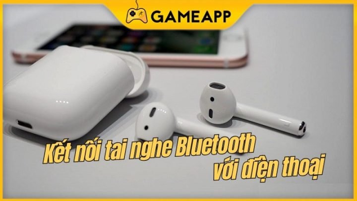 Người dùng đang thao tác để kết nối tai nghe Bluetooth với điện thoại thông minh