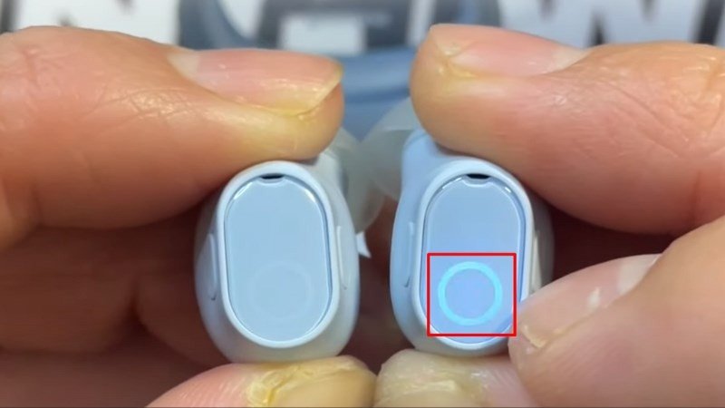 Reset tai nghe Baseus thành công với tín hiệu đèn báo trắng nhấp nháy