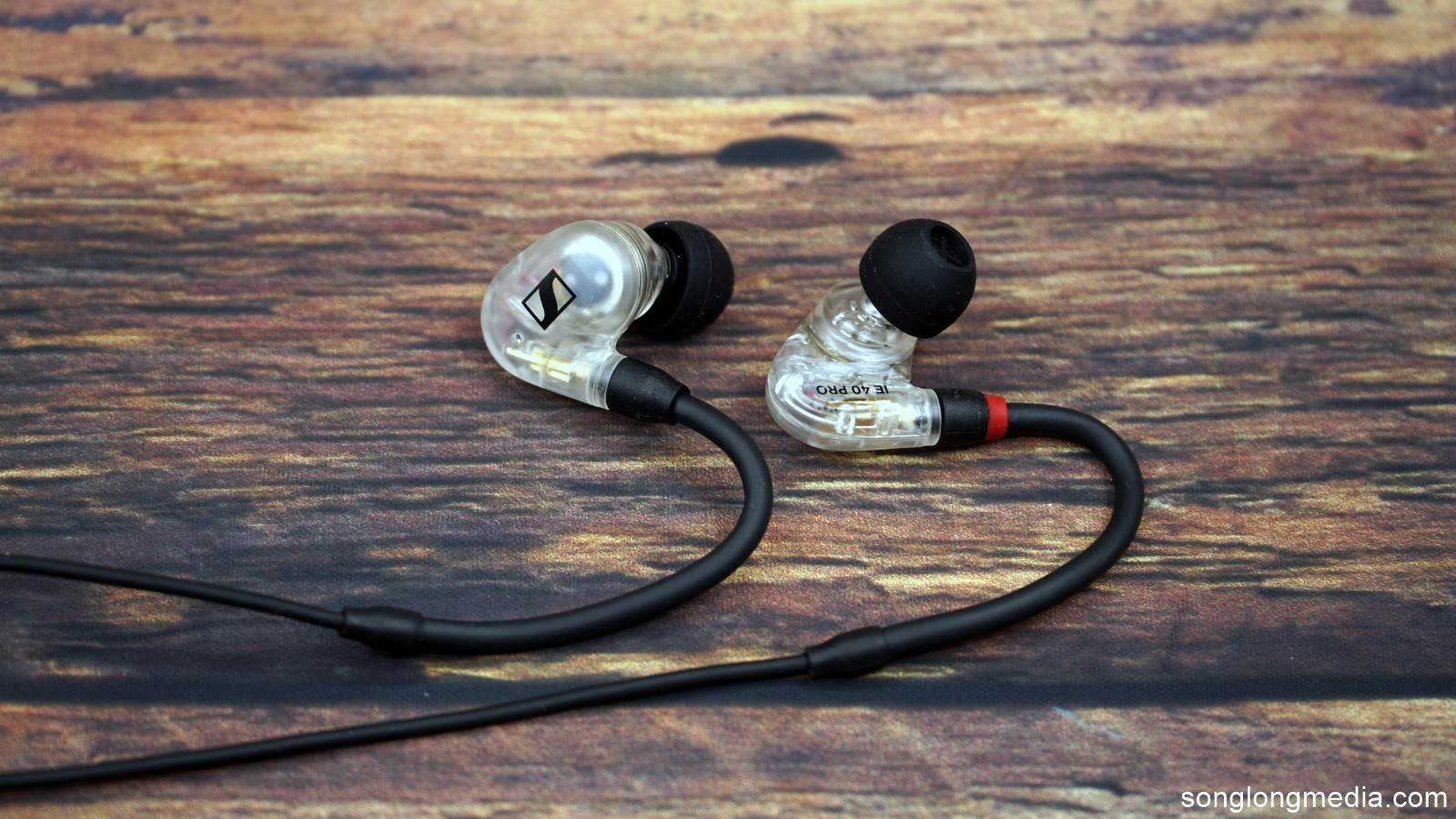 Sennheiser IE 40 PRO, tai nghe kiểm âm nhét tai cao cấp cho người dùng chuyên nghiệp