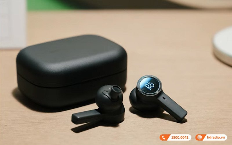 Tai nghe B&amp;O Beoplay EX với khả năng chống nước IP57 và âm thanh trong trẻo