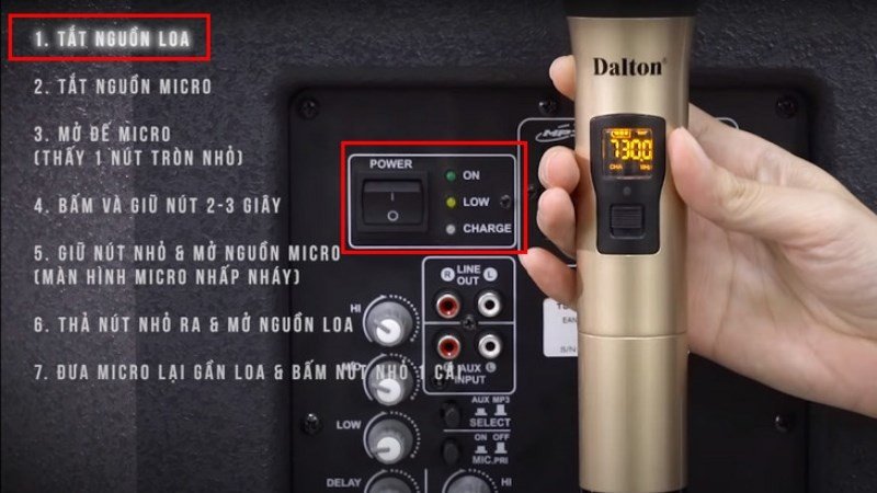 Tắt nguồn loa Bluetooth để khắc phục lỗi không thể kết nối micro không dây, sau đó khởi động lại.