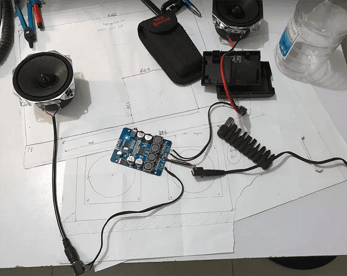 Thực hiện đấu nối mạch loa Bluetooth