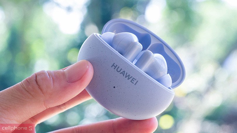 Tính năng kết nối đa điểm tiện lợi trên tai nghe Huawei Freebuds 5i, dễ dàng chuyển đổi thiết bị.