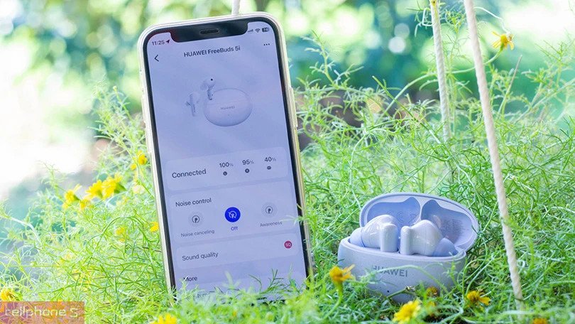 Trải nghiệm chất lượng âm thanh Hi-Res đỉnh cao từ tai nghe Huawei Freebuds 5i.
