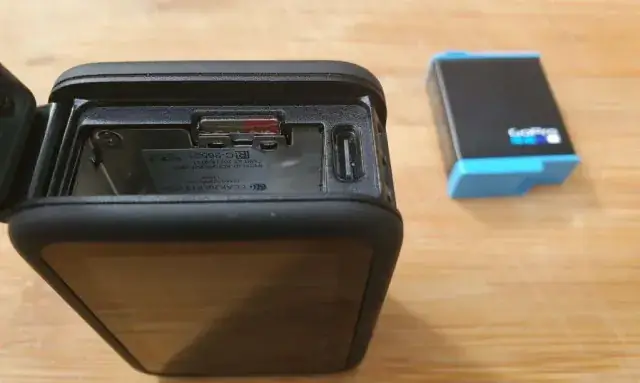 Chuyển File Bằng Thẻ Nhớ Microsd