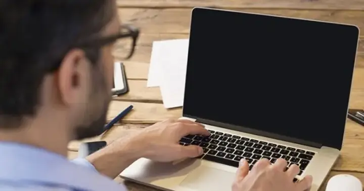 Lỗi Laptop Dell Không Lên Đèn Nguồn