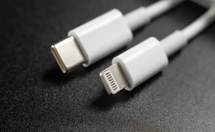 Sử Dụng Cáp, Sạc Chính Hãng Sử Dụng Cáp, Sạc Chính Hãng