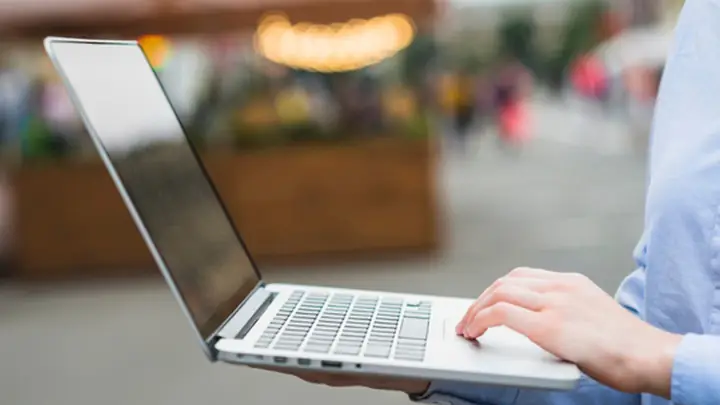 10. Làm Sao Để Bảo Quản Pin Laptop Đúng Cách? 10. Làm Sao Để Bảo Quản Pin Laptop Đúng Cách?