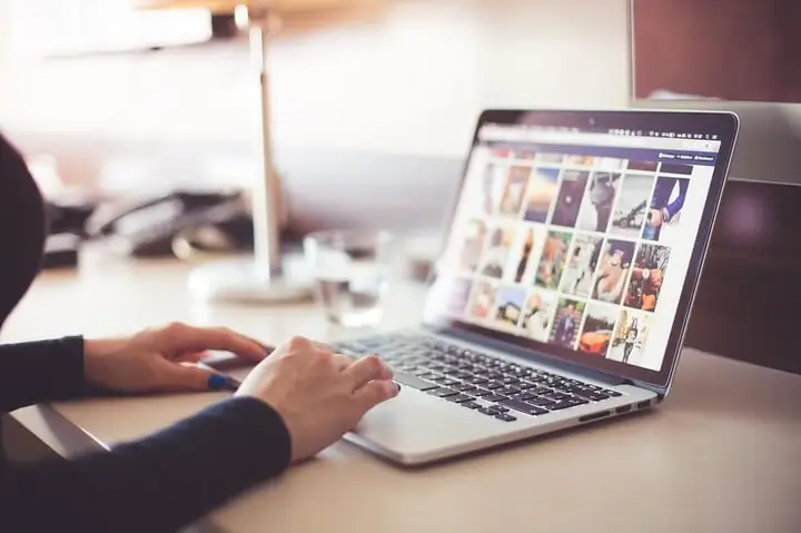 Những Lưu Ý Giúp Bạn Đổi Hình Nền Cho Máy Tính Đơn Giản, Nhanh Chóng Những Lưu Ý Giúp Bạn Đổi Hình Nền Cho Máy Tính Đơn Giản, Nhanh Chóng