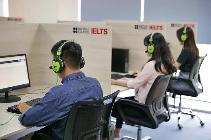 Thi-ielts-tren-may-tinh Thi-ielts-tren-may-tinh