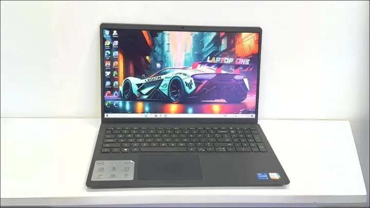 Dell Inspiron 15 3520