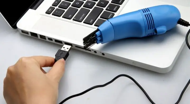 3vệ Sinh Cổng Usb Và Đầu Cắm Usb