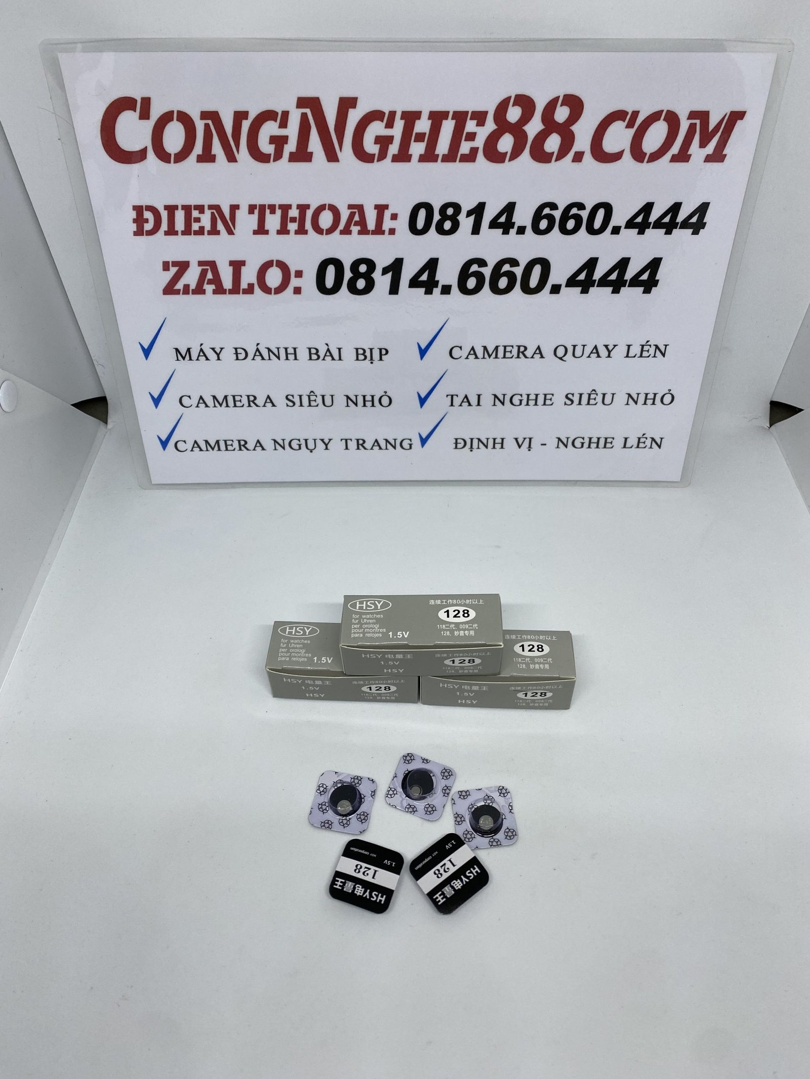 Hai loại pin phổ biến dùng cho thiết bị nghe siêu nhỏ, pin 128/379 lớn hơn pin 337
