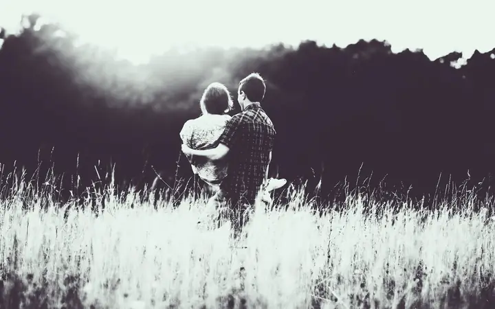 Bộ Hình Nền Tình Yêu Lãng Mạn Đẹp Cho Máy Tính