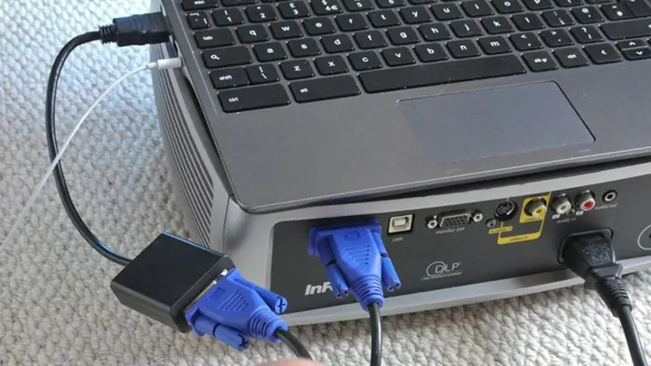 - Kết Nối Với Máy Chiếu Thông Qua Cáp Vga