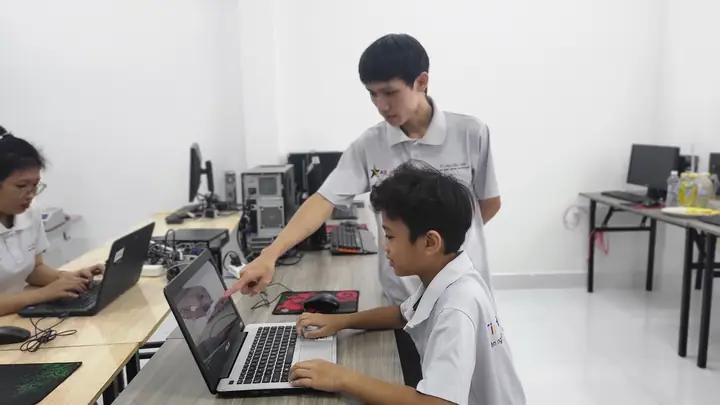 Một Số Hình Ảnh Từ Khóa Học Tin Học Cho Trẻ Em Tại Trung Tâm Tin Học Sao Việt Một Số Hình Ảnh Từ Khóa Học Tin Học Cho Trẻ Em Tại Trung Tâm Tin Học Sao Việt