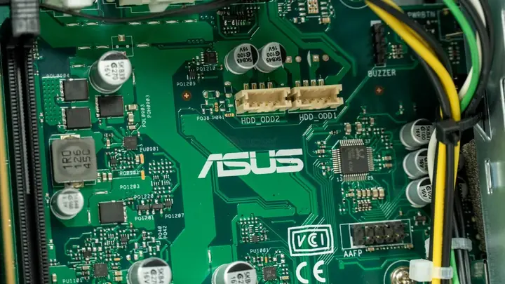 Asus S500sc Ấn Tượng Với Khả Năng Nâng Cấp Dễ Dàng