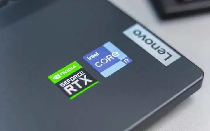 Kiểm Tra Tem Dán Trên Thân Máy (đối Với Laptop)